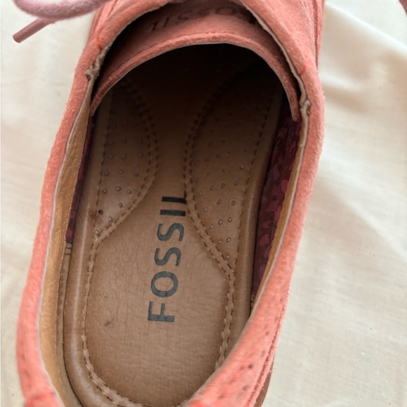 Vintage Fossil Pink Suede Oxfords - Picture 4 of 5